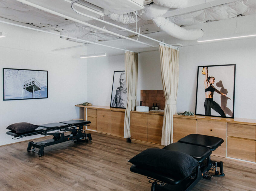 Image of a Room with massage bed