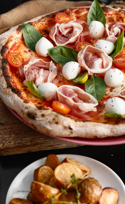 Italian Pizza from Bellucci | Food Visuals Enhancing Marketing Solutions for Hotels